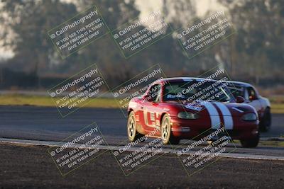 media/Jan-13-2024-CalClub SCCA (Sat) [[179f4822a7]]/Group 7/Sunset (Race)/